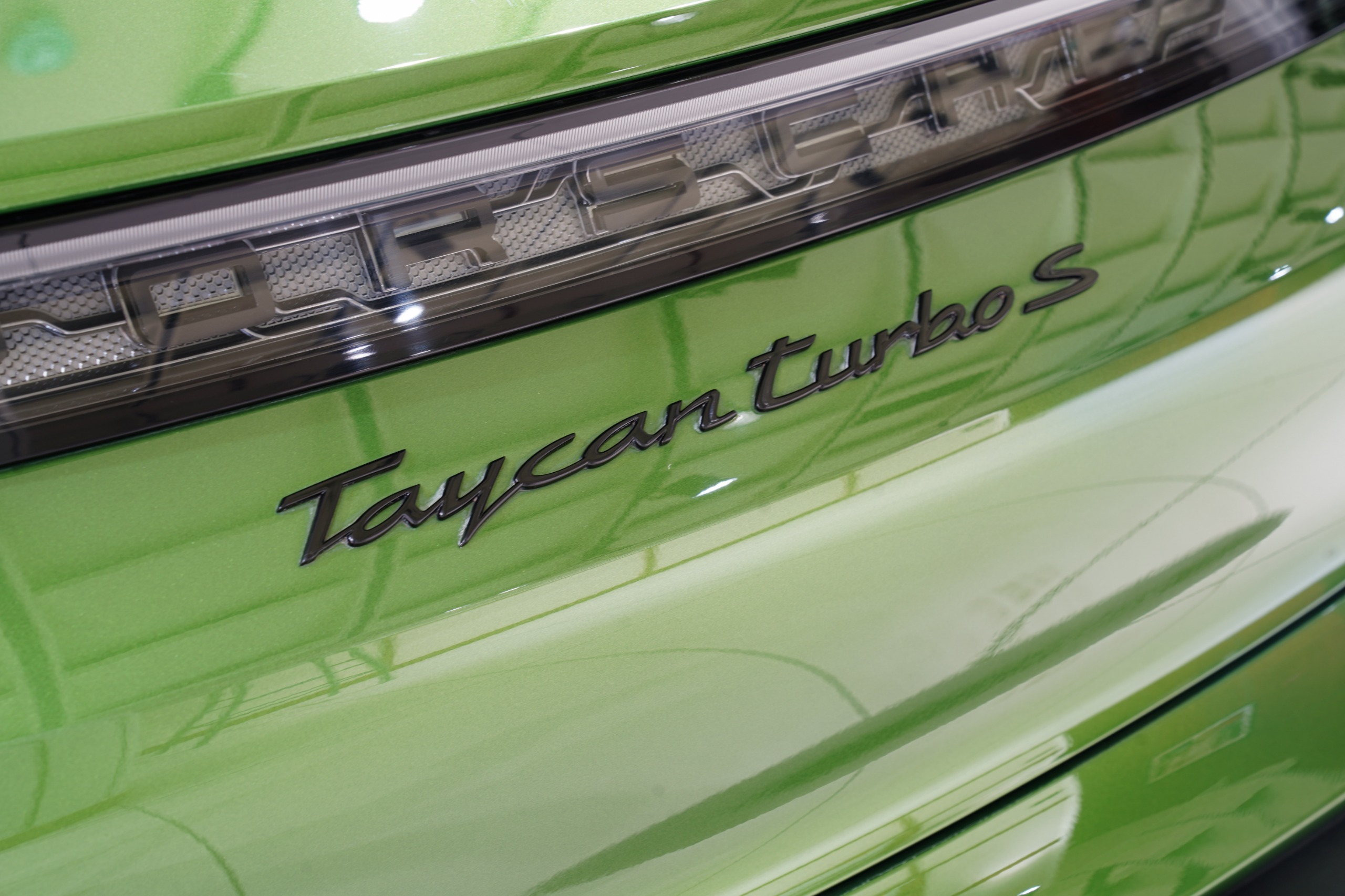 Porsche Taycan Turbo S