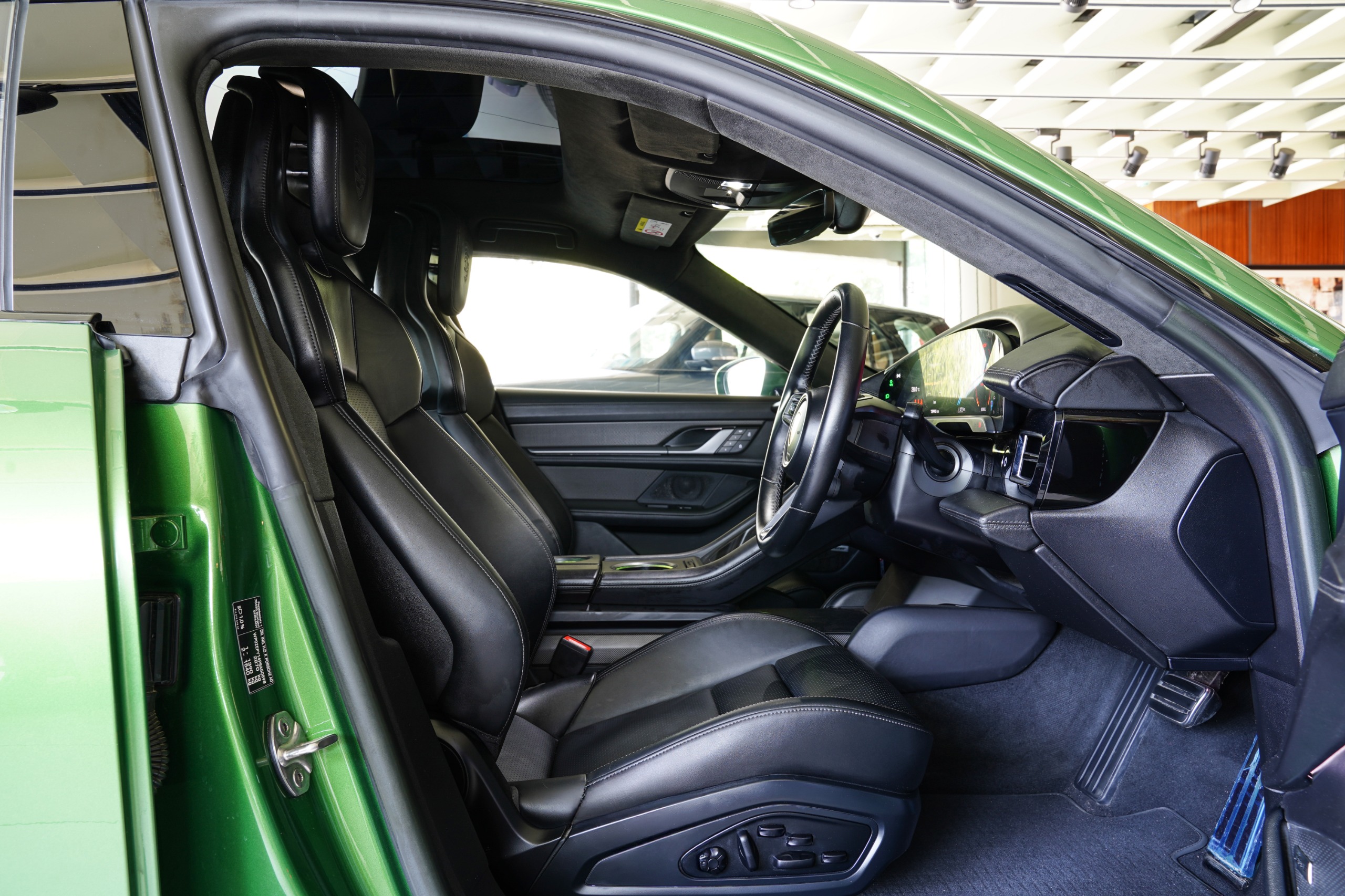 Porsche Taycan Turbo S