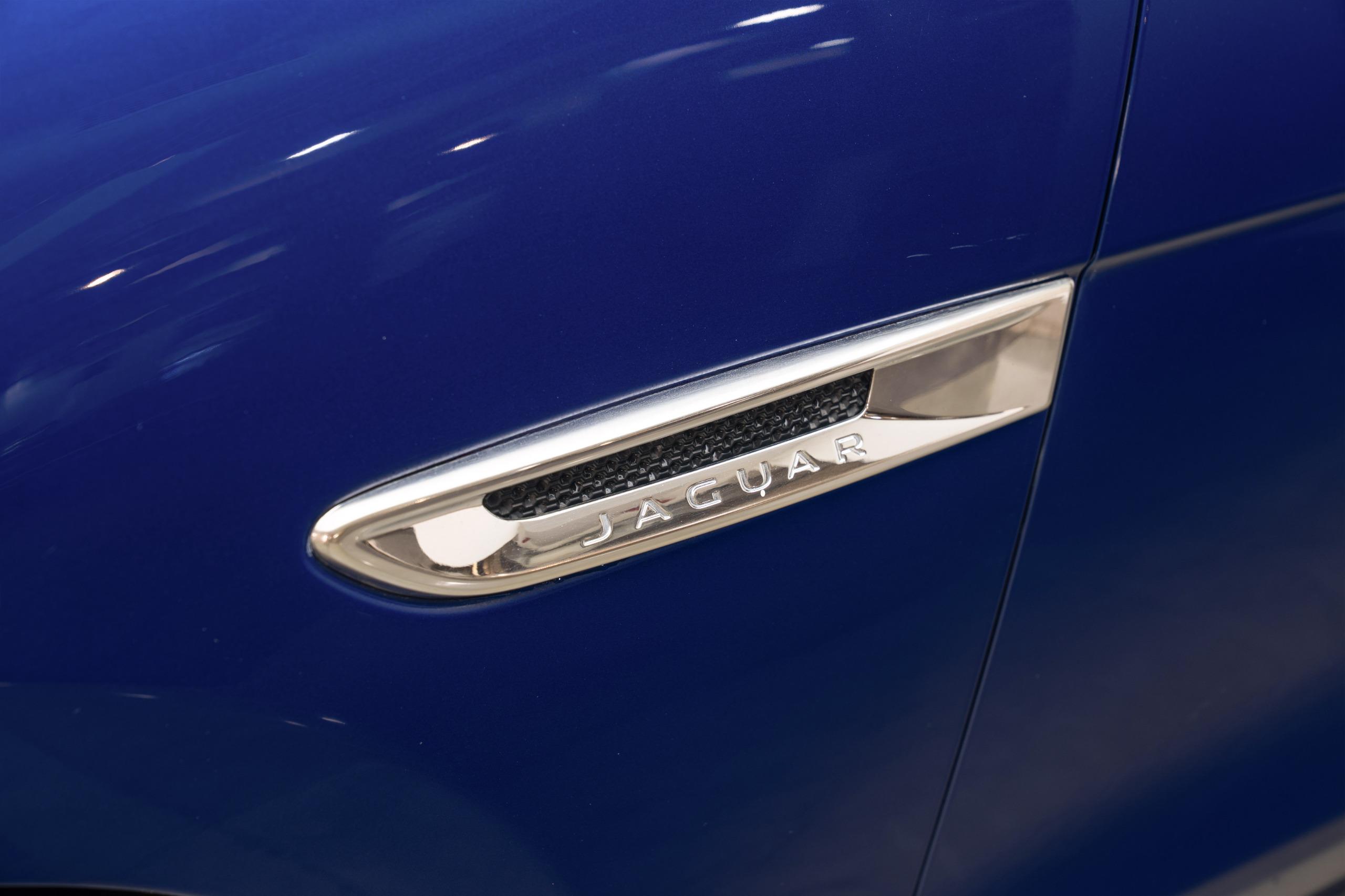 Jaguar F Pace Prestige