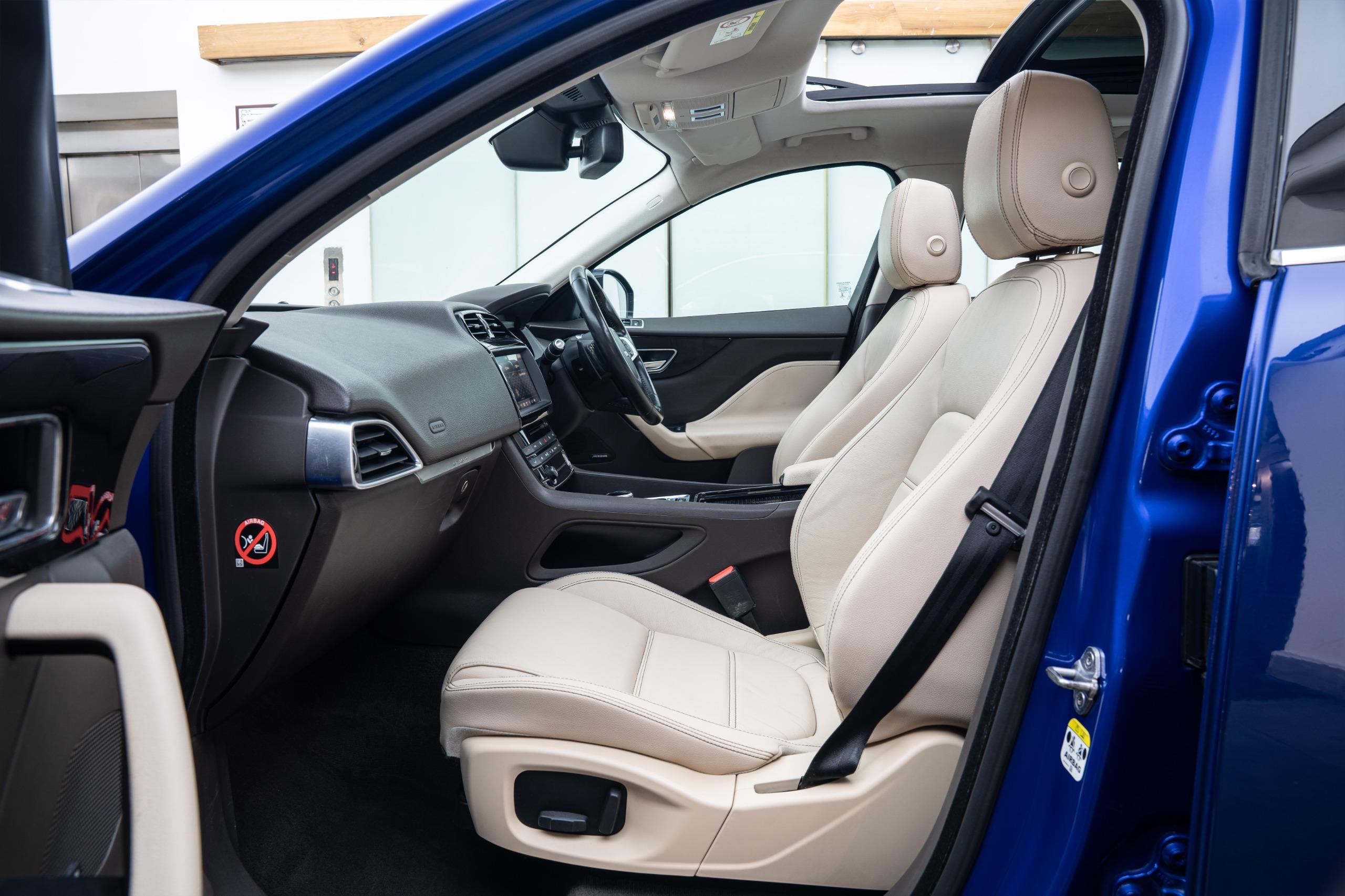 Jaguar F Pace Prestige