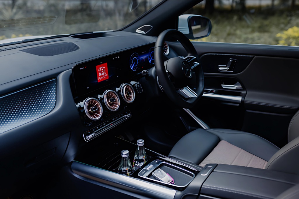 Mercedes Benz EQA 250 Plus