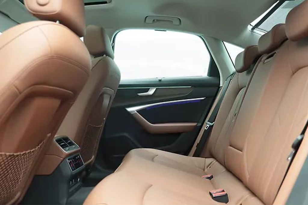 AUDI A6 45 TFSI Premium Plus