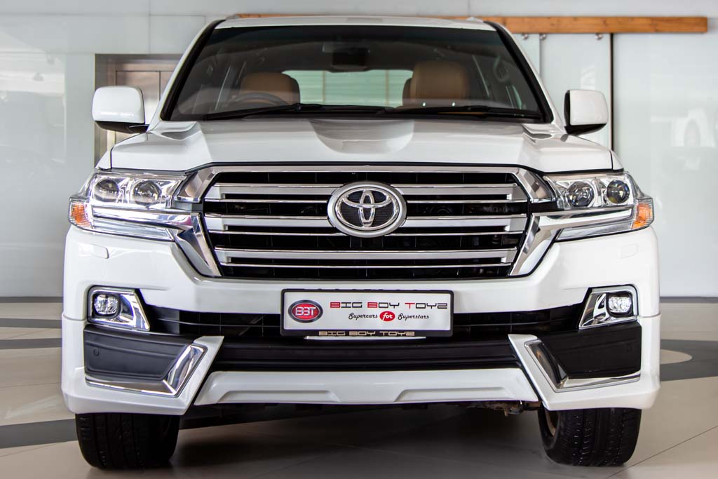TOYOTA LAND CRUISER