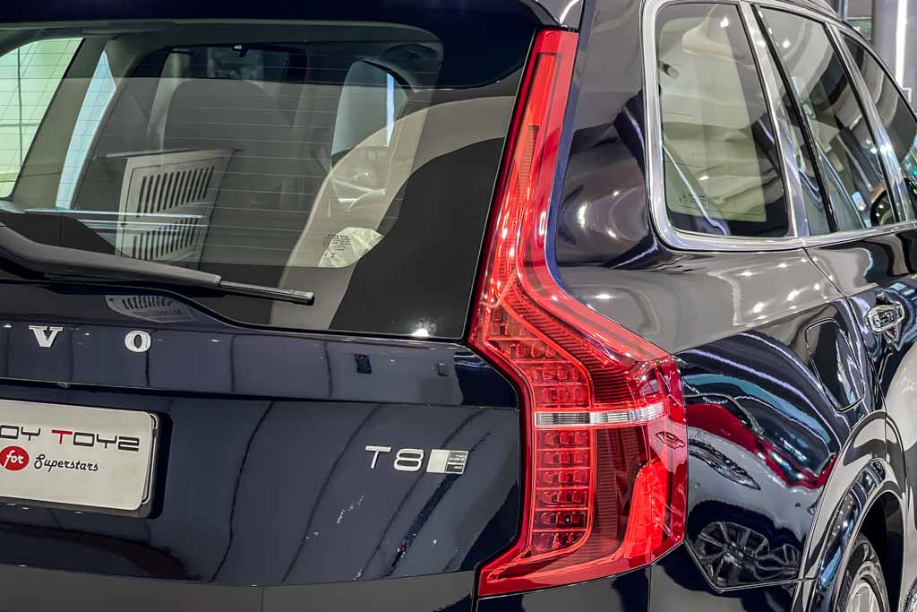 VOLVO XC90 EXCELLENCE T8 HYBRID