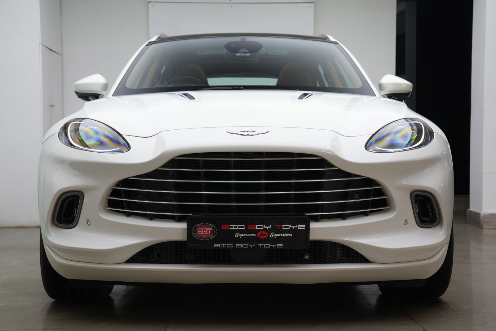Aston Martin DBX