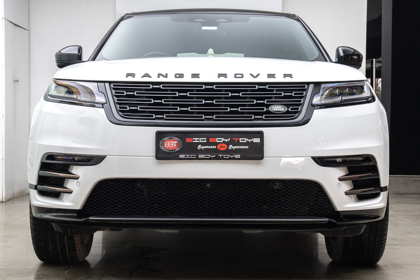 RANGE ROVER VELAR P250 SE DYNAMIC