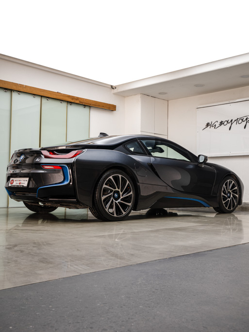 BMW i8 Exterior Image