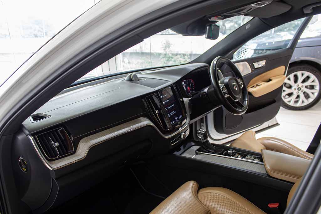VOLVO XC60 D5 INSCRIPTION