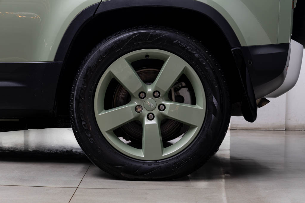 Defender 110 P400 75th Anniversary Edition