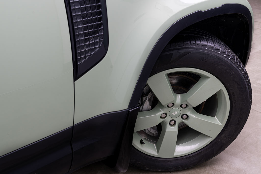 Defender 110 P400 75th Anniversary Edition