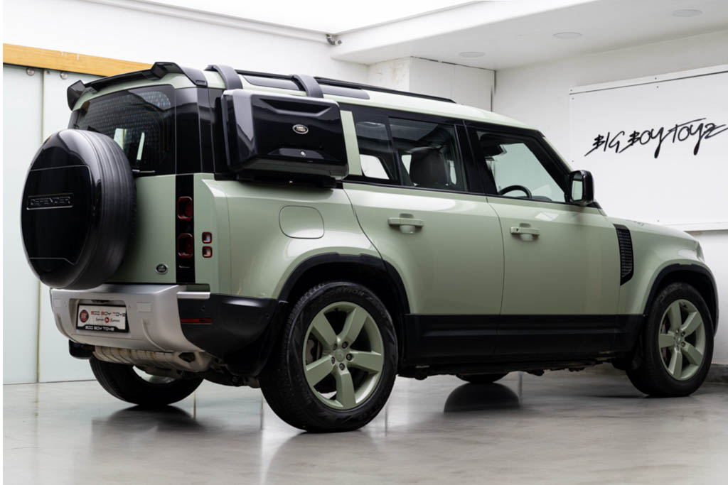 Defender 110 P400 75th Anniversary Edition