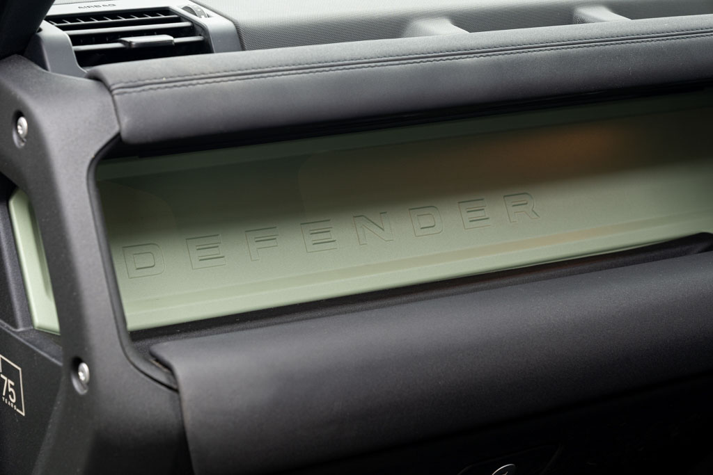 Defender 110 P400 75th Anniversary Edition