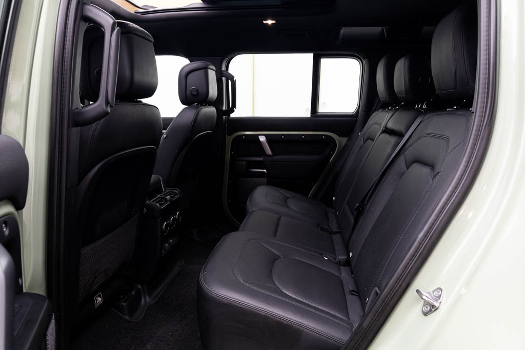 Defender 110 P400 75th Anniversary Edition