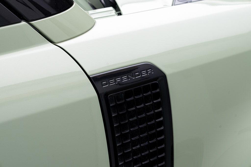 Defender 110 P400 75th Anniversary Edition