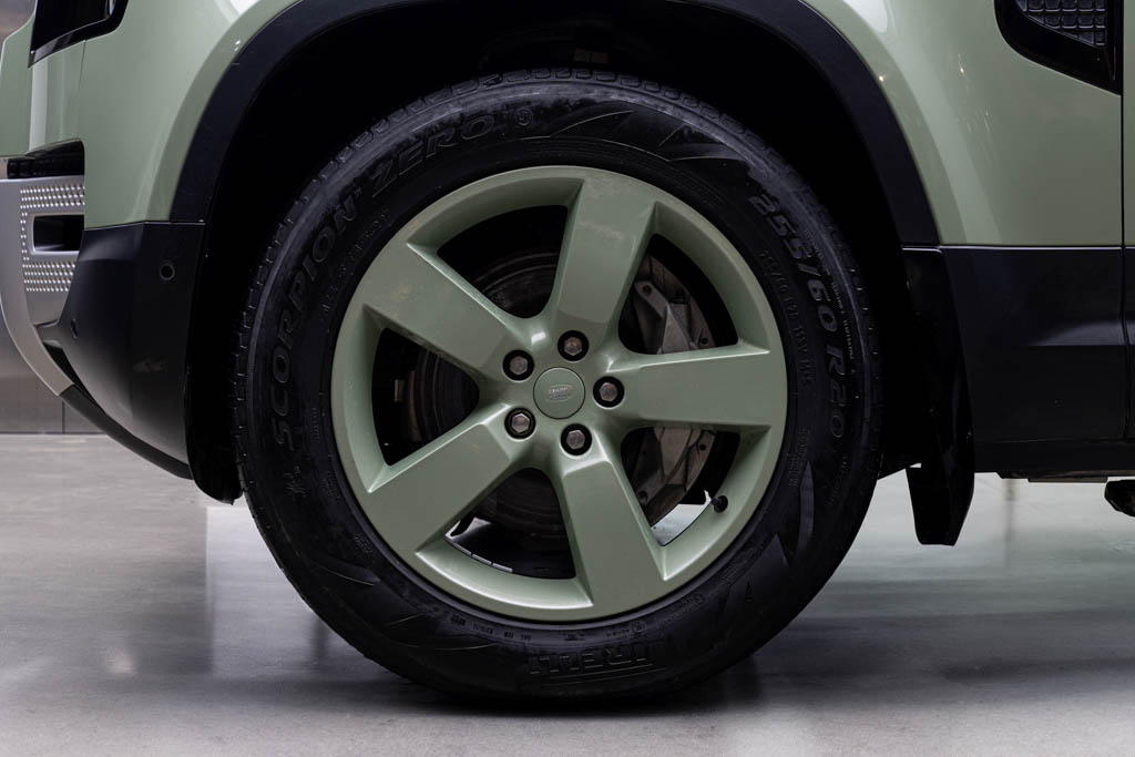 Defender 110 P400 75th Anniversary Edition