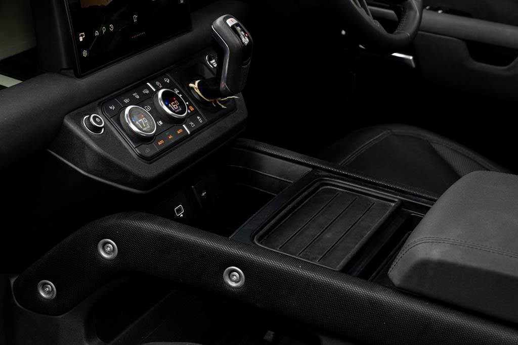 Defender 110 P400 75th Anniversary Edition