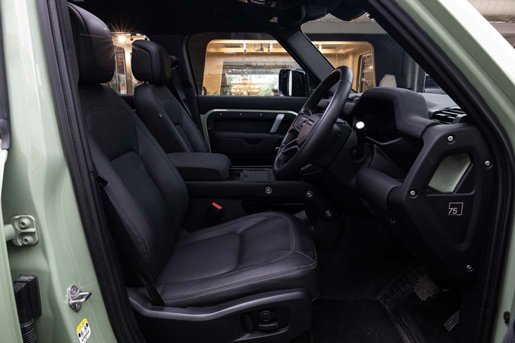 Defender 110 P400 75th Anniversary Edition