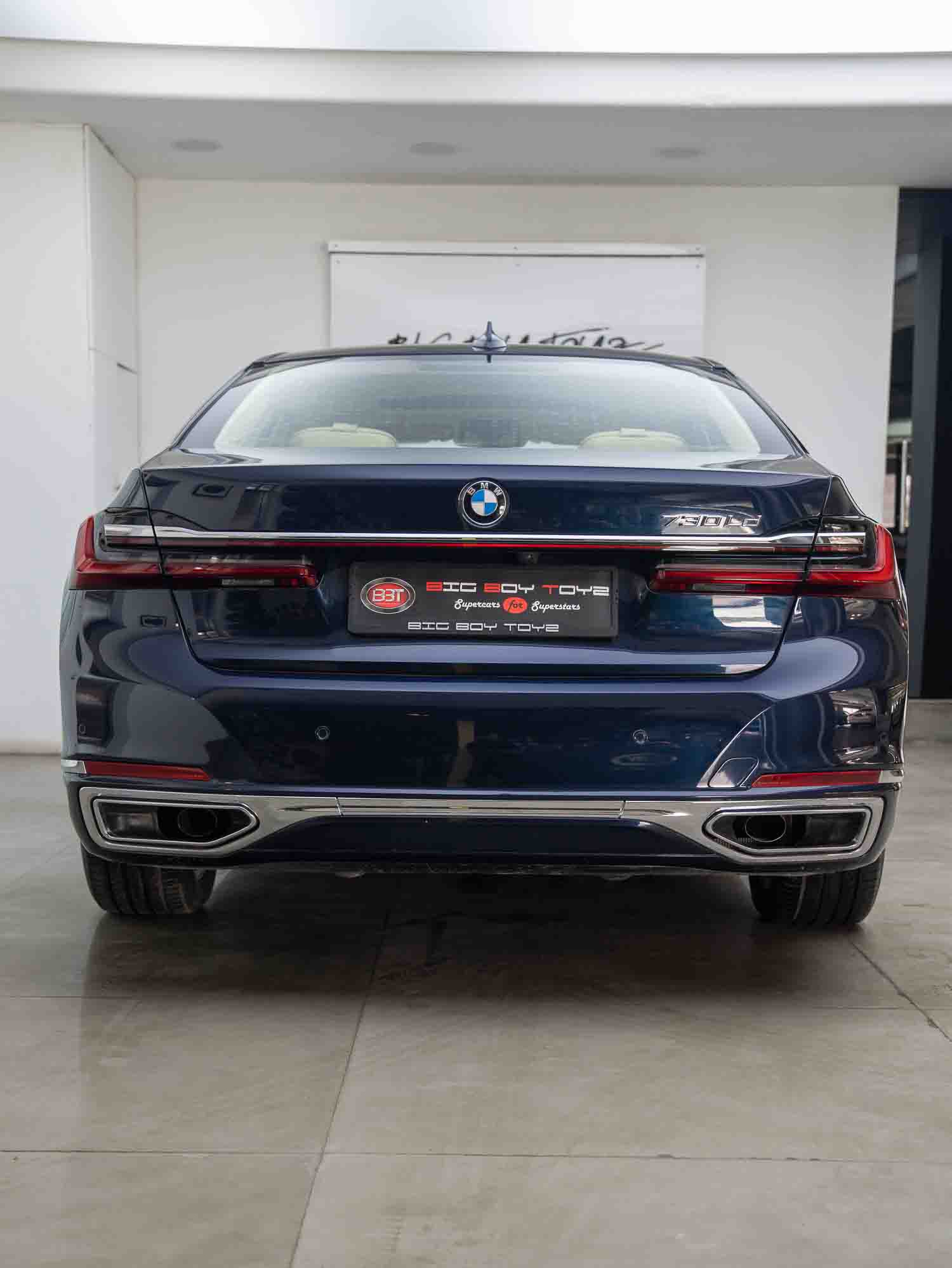 BMW 730Ld DPE Signature Exterior Image