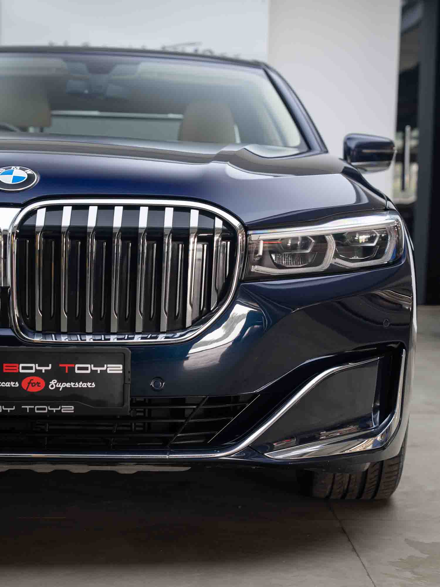 BMW 730Ld DPE Signature Exterior Image