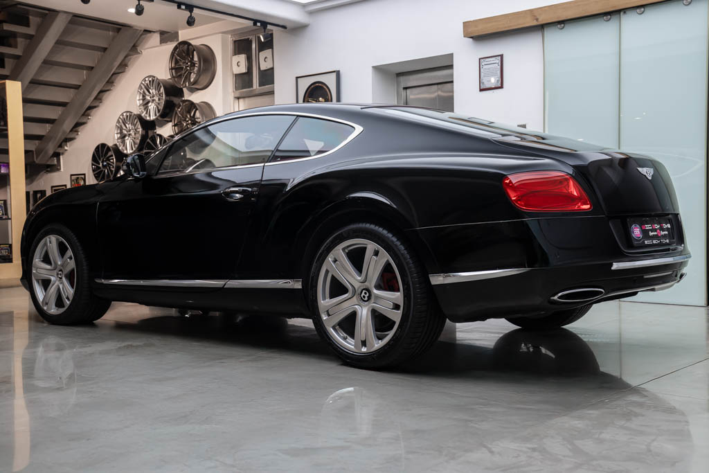 Bentley Continental GT W12