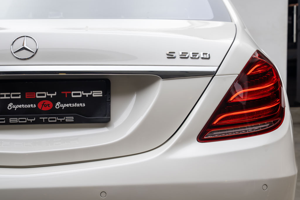 Mercedes Maybach S500 Converted to S560