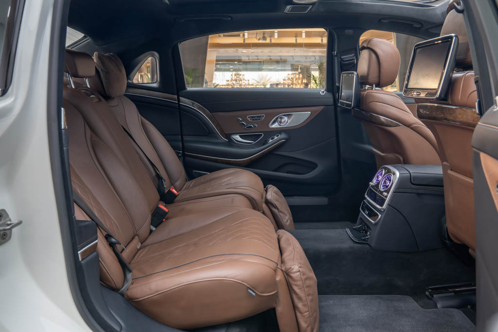 Mercedes Maybach S500 Converted to S560