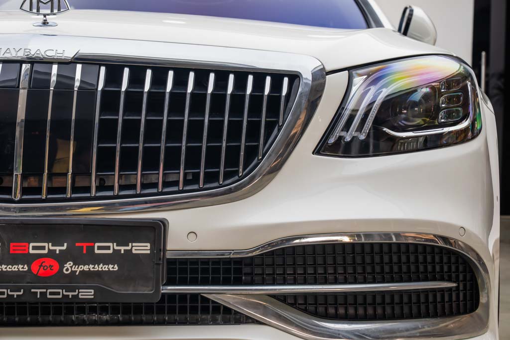 Mercedes Maybach S500 Converted to S560