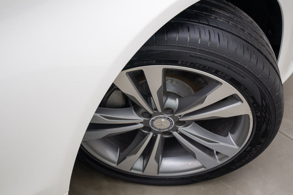 Mercedes Maybach S500 Converted to S560