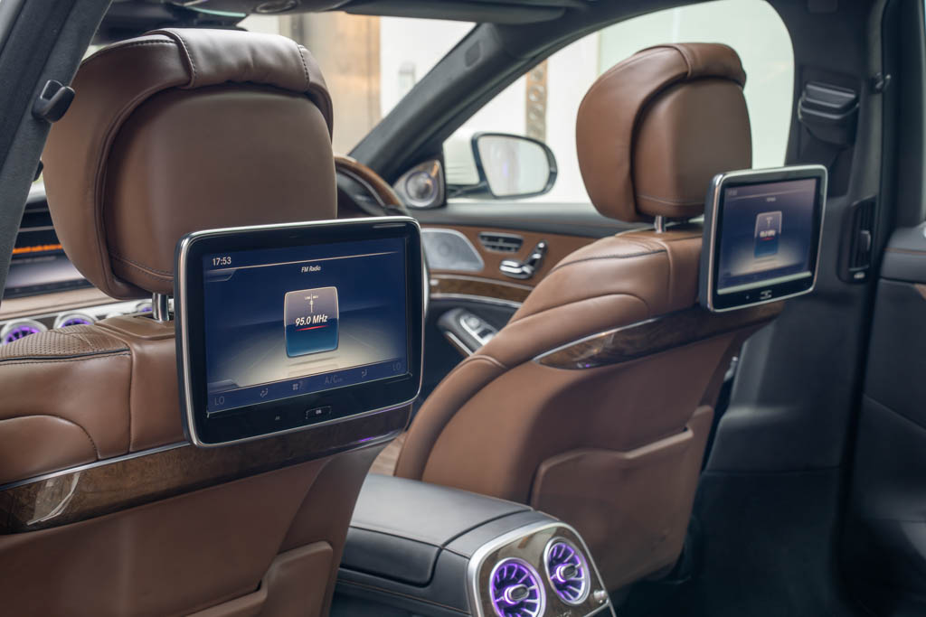 Mercedes Maybach S500 Converted to S560