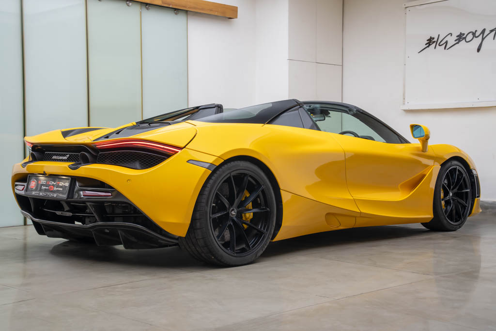 McLaren 720s Spider