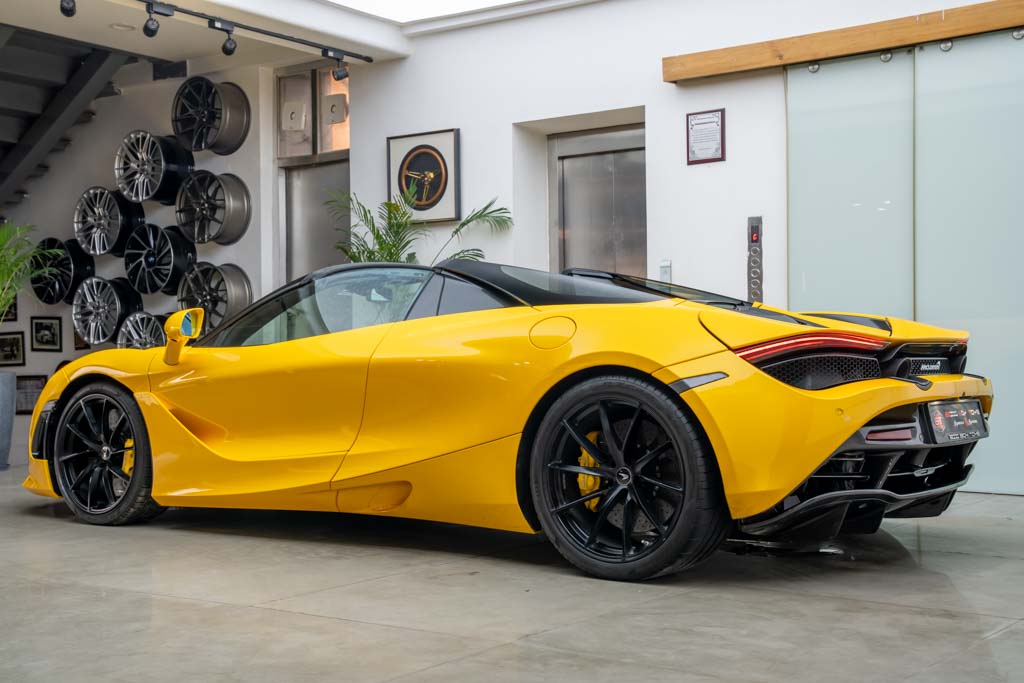 McLaren 720s Spider