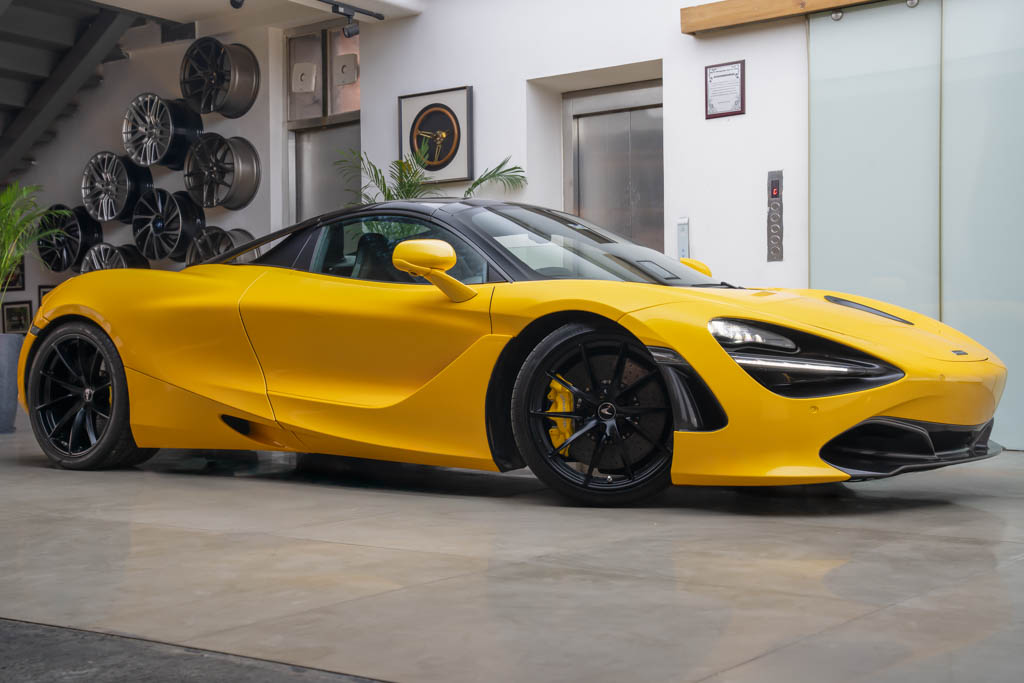 McLaren 720s Spider