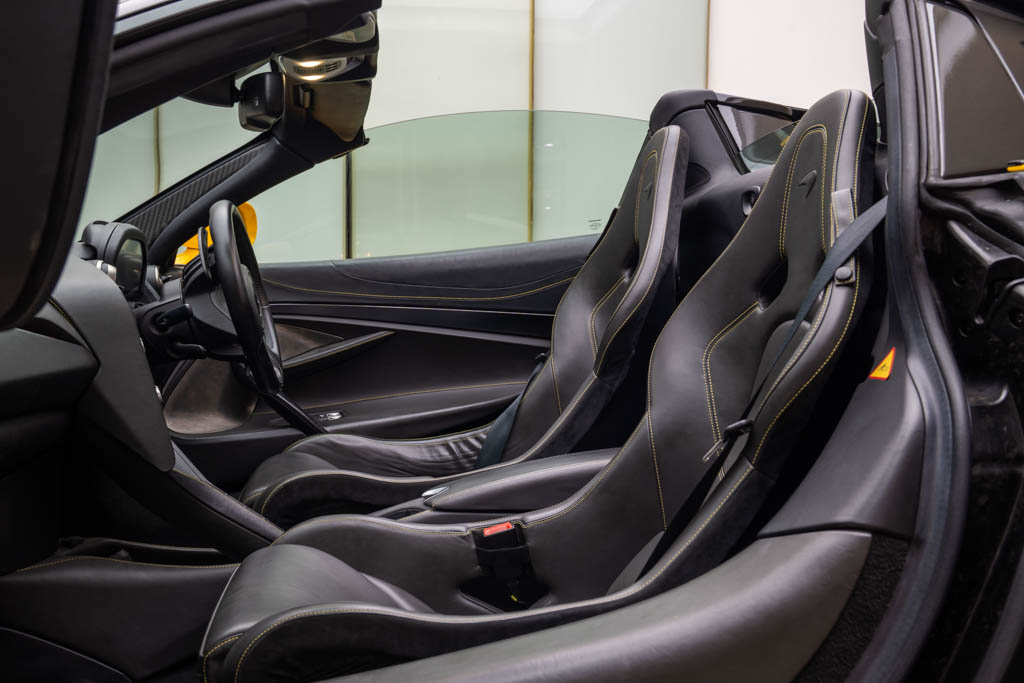 McLaren 720s Spider