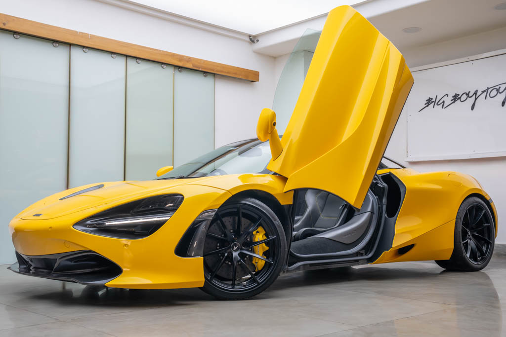 McLaren 720s Spider