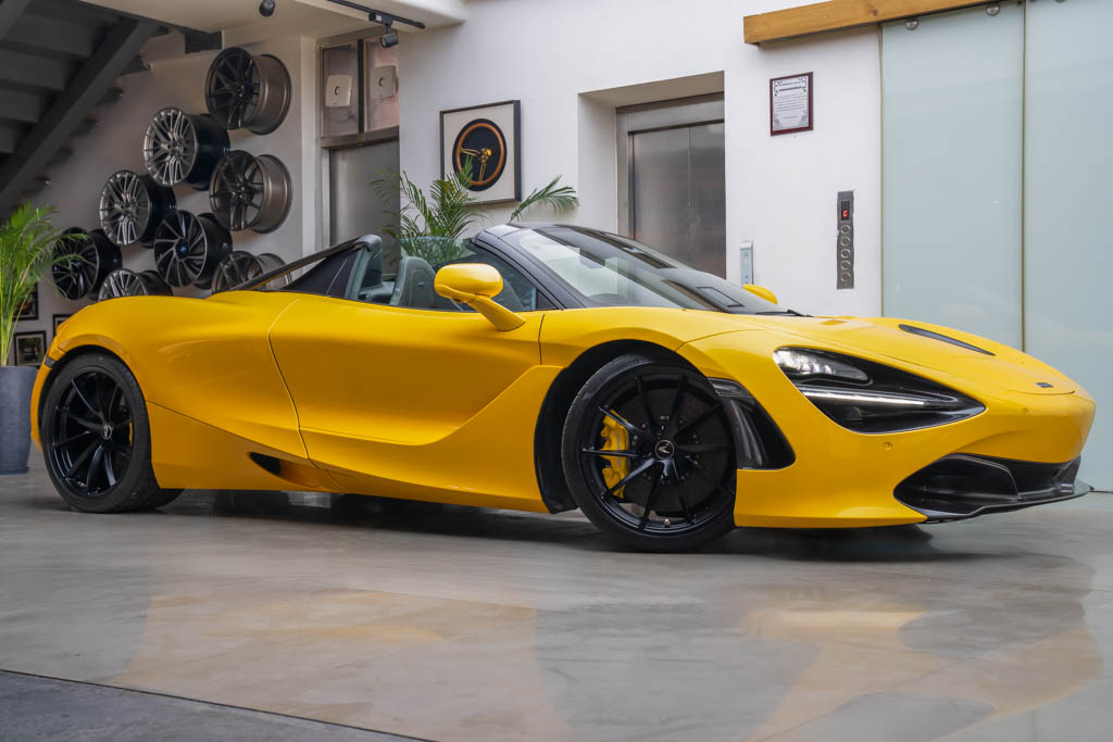 McLaren 720s Spider