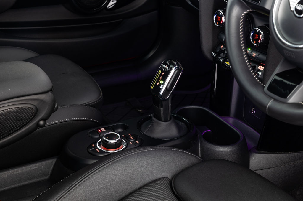 MINI COOPER SE