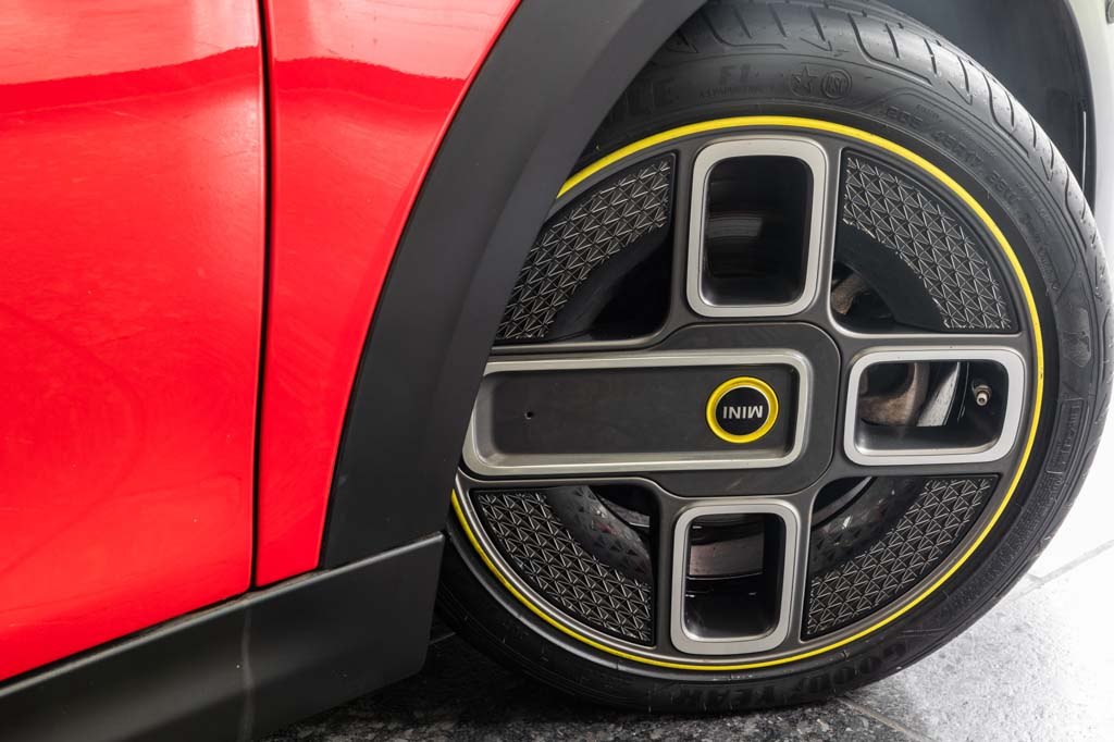 MINI COOPER SE