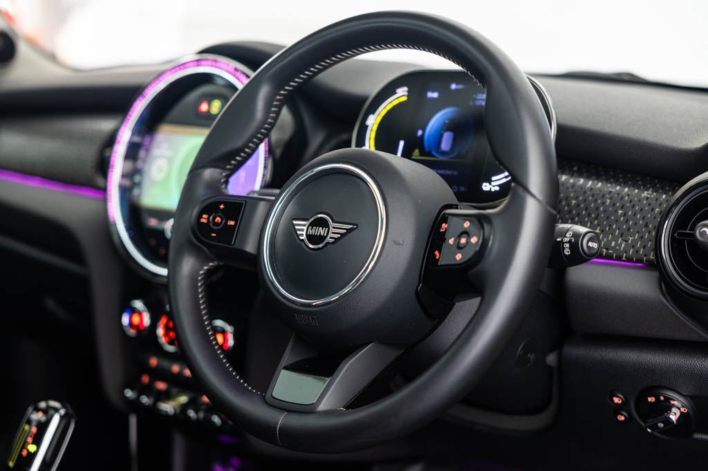 MINI COOPER SE