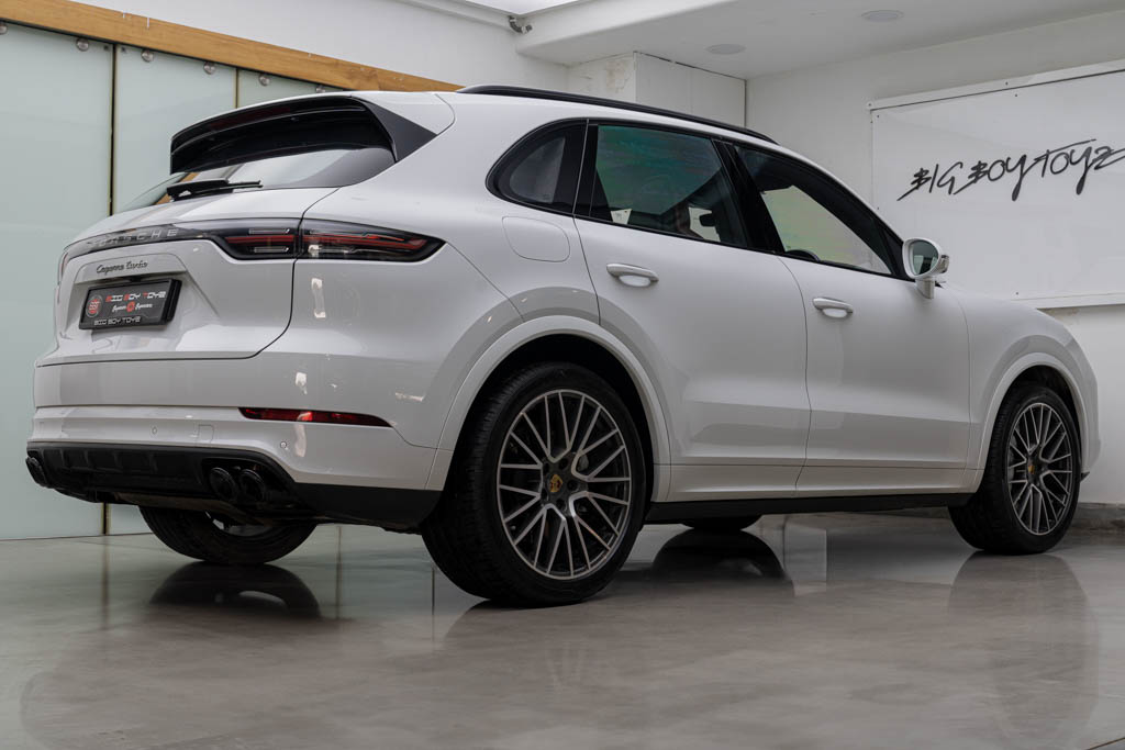 Porsche Cayenne Turbo
