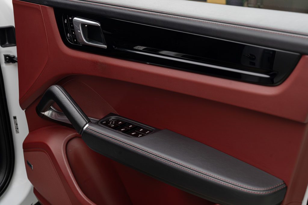 Porsche Cayenne Turbo