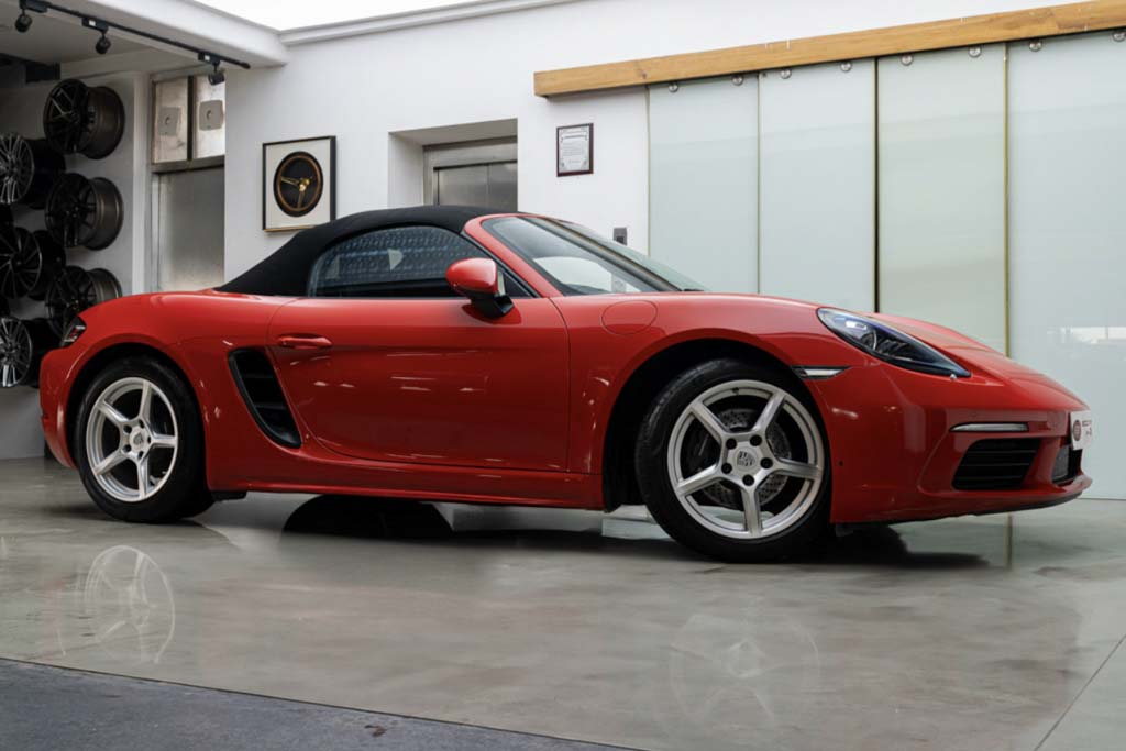 Porsche 718 Boxster