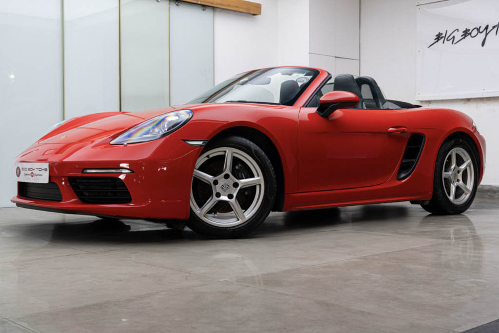 Porsche 718 Boxster
