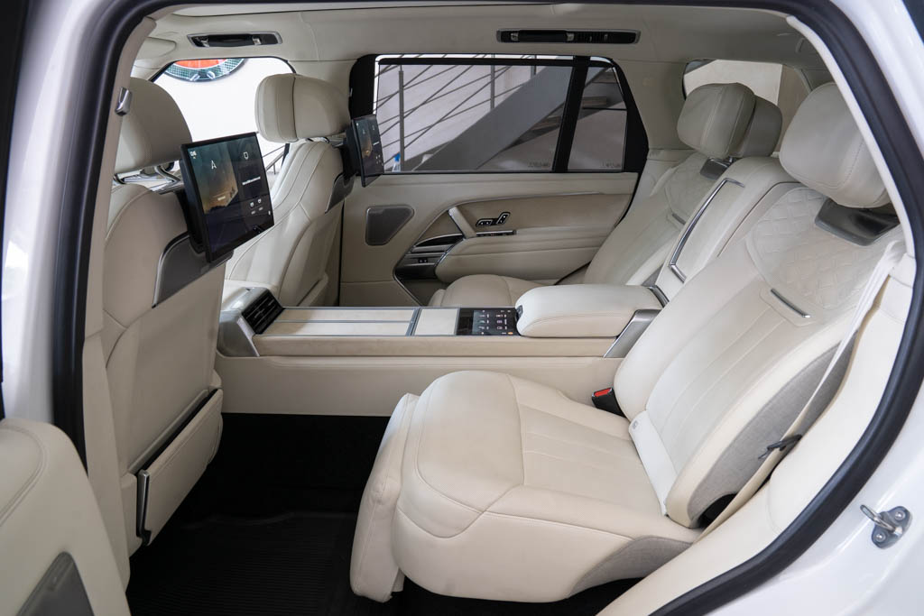 Range Rover SV LWB D350 