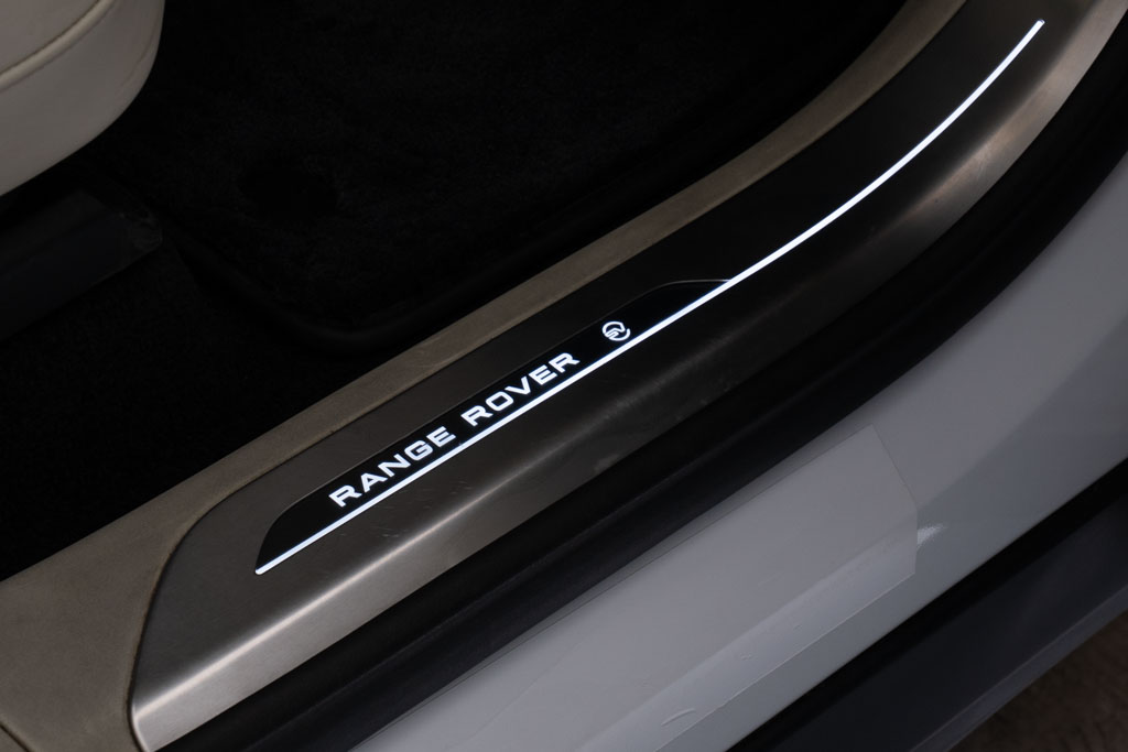 Range Rover SV LWB D350 