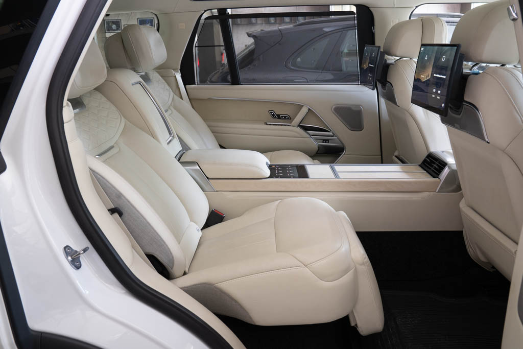 Range Rover SV LWB D350 