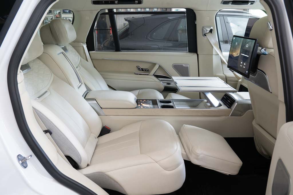 Range Rover SV LWB D350 