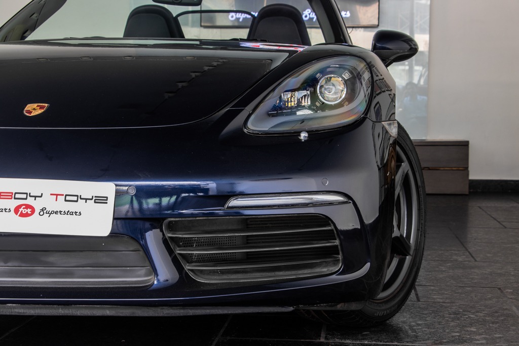 Porsche 718 Boxster 