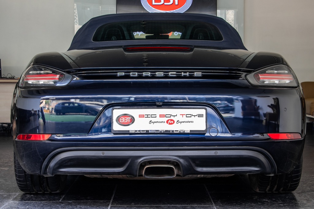 Porsche 718 Boxster 