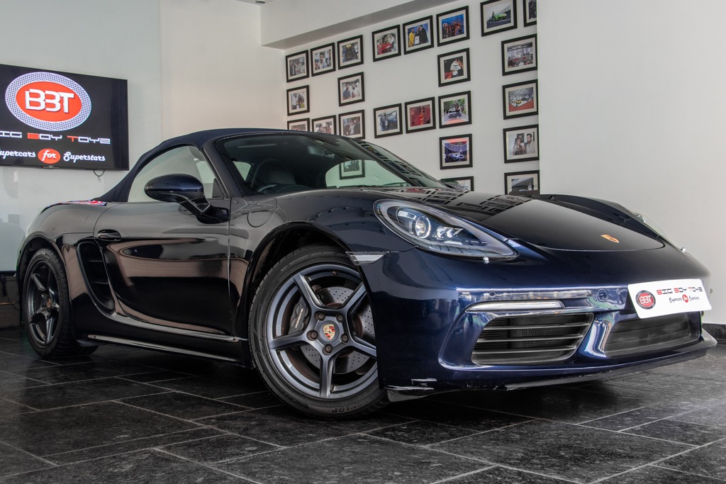Porsche 718 Boxster 