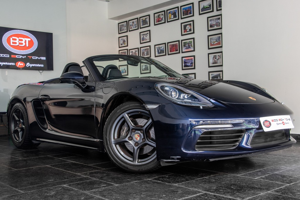Porsche 718 Boxster 